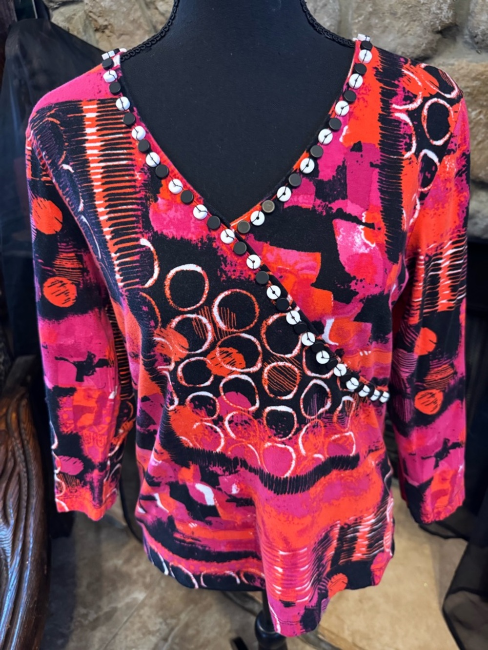 Ruby Rd. Hot Pink & Black Abstract V-Neck Top with Button Trim